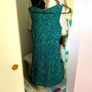Green geometrical design dress